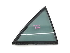 _b141513 トヨタ アルテッツァ AS200 Zエディション GXE10 ドア クォーター ガラス 小窓 ウィンドウ リア リヤ 右 R/RH M2F3 SXE10 JCE10