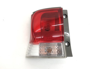 _b149773 ダイハツ タント Xスペシャル L375S テールランプ ライト レンズ 左 LH D066 L385S