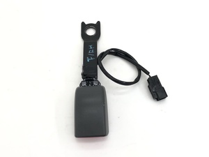 _b149773 ダイハツ タント Xスペシャル L375S シートベルト キャッチ 受け フロント 右 F/RH FQ40 L385S