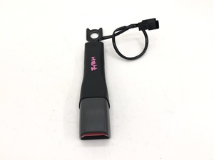 _b153206 ダイハツ ムーヴコンテ カスタムRS L575S シートベルト キャッチ バックル 受け フロント 右 F/RH FF11 L585S