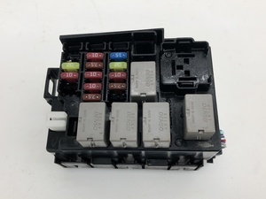 _b170522 ダイハツ ハイゼットトラック 農用スペシャル S211P ヒューズボックス 室内側 156700-2830 S201P