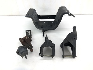 _b182285 ホンダ バモスホビオ プロ HJ1 エンジンマウントブラケット ステー E07Z HM3 HM4 HJ2 バモス HM1 HM2 アクティバン HH5 HH6