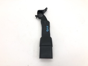 _b169908 ダイハツ ハイゼットトラック エアコン パワステ スペシャル VS S211P シートベルト キャッチ フロント 左 F/LH LC10 S201P