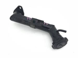 _b61180 マツダ サバンナRX-7 E-FC3S エンジンオイル パイプ 配管 ネック キャップ 13B FC3C