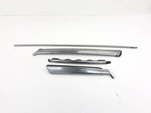 _b126946 トヨタ クレスタ スーパールーセント GX51 サイド モール 右 RH 62951-22070 MX51 GX61 MX61