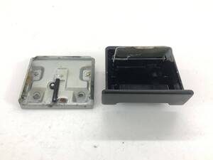 _b189723 ダイハツ ハイゼットトラック S82P 灰皿 アッシュトレイ LKT2 74102-87506 S80P S81P S83P
