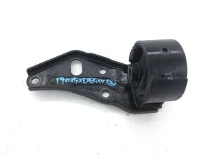 _b190252 スズキ エブリイ ジョイン リミテッド DE51V エンジンマウント (2) DF51V キャリイ DC51T DD51T