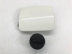 _b191863 トヨタ マークⅡ 2.0 グランデ GX100 給油口 キャップ 燃料 フィラー フューエルリッド ふた 蓋 カバー 28Y JZX100 JZX105 GX105