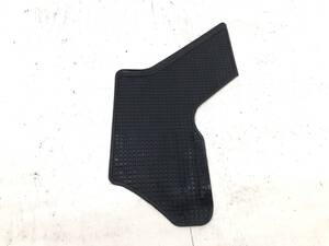 _b193401 スズキ キャリイ KU DA62T フロアマット ゴム製 フロント 左 F/LH 26U DA52T DB52T マツダ スクラムトラック DG52T DG62T