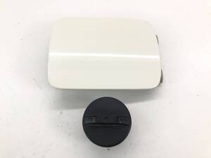_b190556 トヨタ マークⅡ 2.0 グランデ GX100 給油口 キャップ 燃料 フィラー フューエルリッド ふた 蓋 カバー 28Y JZX100 JZX105 GX105