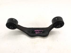 _b195899 スバル サンバートラック KS4 デフマウント フロント (2) EN07 KS3 バン KV3 KV4