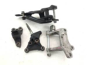 _b196338 ホンダ インテグラ タイプS DC5 エンジンマウントブラケット ステー K20A タイプR