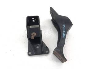 _b197015 マツダ スクラムバン PA DG64V エンジンマウントブラケット ステー K6A ワゴン DG64W スズキ エブリイ DA64V DA64W