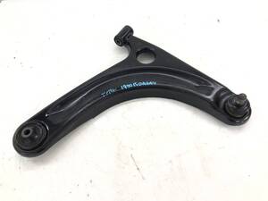 _b197015 マツダ スクラムバン PA DG64V ロアアーム ロアー ロワー フロント 右 F/RH ワゴン DG64W スズキ エブリイ DA64V DA64W