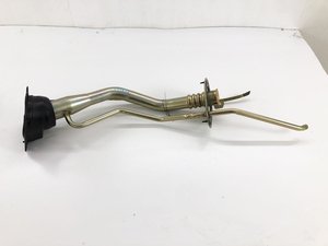 _b177827 トヨタ マークⅡ 2.0 グランデ トラント GX100 給油パイプ 配管 フィラー ネック 給油口 キャップ 燃料 フューエル JZX105 GX100
