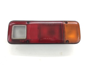 _b180103 ホンダ アクティトラック SDX HA3 テールランプ ライト レンズ 右 RH 220-22180 HA1 HA2 HA4 HA5 HA6 HA7 HA8 HA9
