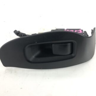 _b175227 スバル レガシィツーリングワゴン B-SPORT BH5 パワーウィンドウ スイッチ フロント 左 F/LH 020 BE5