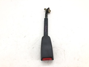 _b184879 ダイハツ アトレーワゴン CX ハイルーフ S230G シートベルト キャッチ フロント 左 F/LH FVS7 S220G S220V S230V