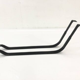 _b197735 トヨタ マークⅡ 2.5 グランデG JZX110 燃料タンク バンド ブラケット ステー GX110