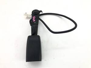 _b198118 ホンダ フィット 13G Fパッケージ GK3 シートベルト キャッチ フロント 左 F/LH - A - S GK4 GK5 GK6 ハイブリッド GP5 GP6