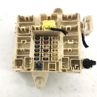 _b184166 トヨタ アルテッツァ AS200 ワイズセレクション GXE10 ヒューズボックス 室内側 (2) 90987-04002 056700-6780 SXE10 JCE10 ジータ