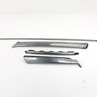 _b126946 トヨタ クレスタ スーパールーセント GX51 サイド モール 右 RH 62951-22070 MX51 GX61 MX61