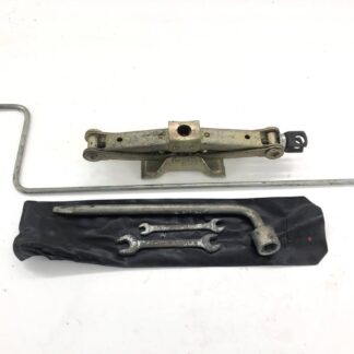 _b194638 ダイハツ ミゼットⅡ カーゴ K100C 車載工具 パンタグラフジャッキ ピック K100P