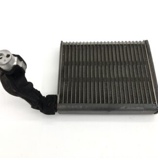 _b142445 トヨタ アルテッツァ AS200 Zエディション GXE10 エバポレーター エキパン エアコン クーラー