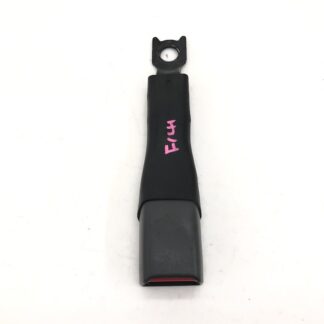 _b153206 ダイハツ ムーヴコンテ カスタムRS L575S シートベルト キャッチ バックル 受け フロント 左 F/LH FF11 L585S