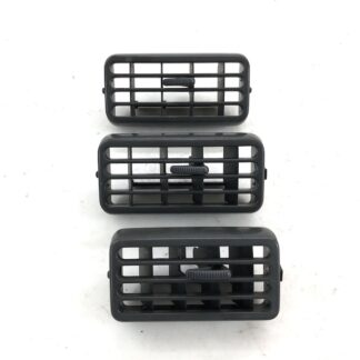 _b183936 ホンダ アクティトラック SDX HA4 ダッシュボード エアコン ルーバー 吹出口 (1) C HA4 バン HH3 HH4 ストリート