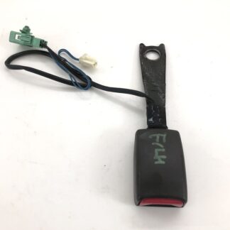 _b185401 トヨタ クレスタ スーパールーセントL GX100 シートベルト キャッチ フロント 左 F/LH AW40 JZX100 JZX105 GX105 マークⅡ