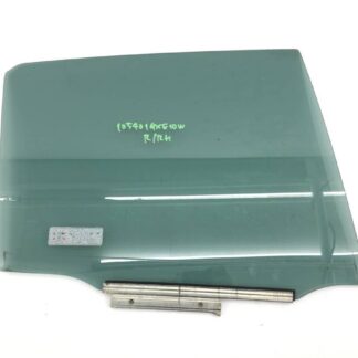 _b105401 トヨタ アルテッツァジータ AS200 Zエディション GXE10W ドア ガラス ウィンドウ リア リヤ 右 R/RH M3Y8 SXE10 JCE10 GXE15W