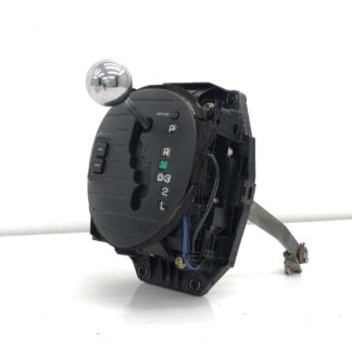 _b105401 トヨタ アルテッツァジータ AS200 Zエディション GXE10W シフトレバー ノブ FG20