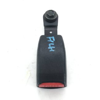 _b186619 ホンダ バモス M HM1 シートベルト キャッチ 受け フロント 左 F/LH - B - S HM2 ホビオ HM3 HM4 HJ1 HJ2 アクティバン HH5 HH6