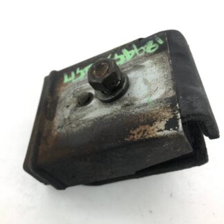 _b189453 スズキ キャリイ KU DC51T エンジンマウント (1) F6A DD51T エブリイ DE51V DF51V