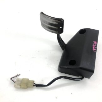 _b189564 スズキ エブリイ PA DE51V アクセルペダル DF51V キャリイ DC51T DD51T