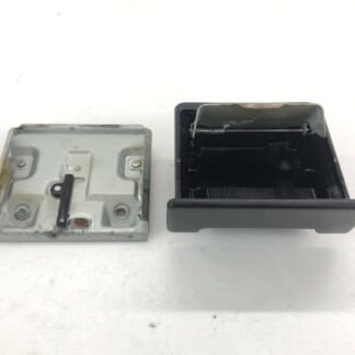 _b189723 daihatsu hyzet truck s82p ashtray ashtray lkt2 74102-87506 s80p s81p s83p