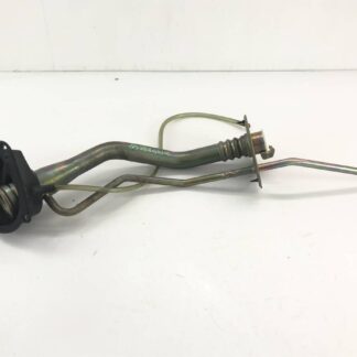 _b189884 トヨタ チェイサー 2.0 アバンテ ロードリー GX100 給油パイプ 配管 フィラー ネック 給油口 キャップ 燃料 フューエル JZX100