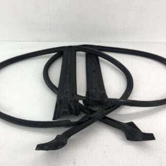 _b190556 トヨタ マークⅡ 2.0 グランデ GX100 ウェザーストリップ ゴム フロント リア リヤ ドア 左右 ボディ側 (2) FN60 JZX100 JZX105