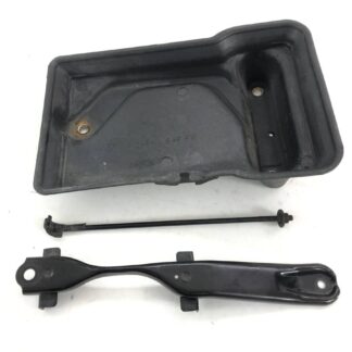 _b195051 トヨタ クレスタ 2.5 エクシード JZX100 バッテリートレー トレイ ホルダー ケース ボックス ステー 1JZ-GE GX100 GX105 JZX105