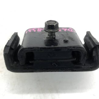 _b195899 スバル サンバートラック KS4 エンジンマウント (1) KS3 バン KV3 KV4