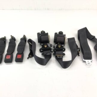 _b197532 ホンダ インテグラ Xi-G DB6 シートベルト キャッチ 受け バックル セット リア リヤ 左右 A DB7 DB9 タイプR DB8 DC2 DC1
