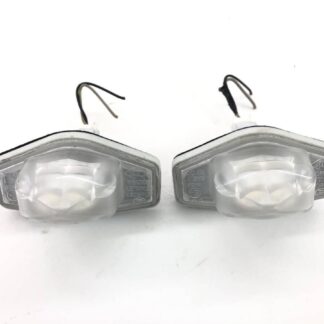 _b198118 ホンダ フィット 13G Fパッケージ GK3 ナンバー灯 ライセンス ランプ ライト W2019A GK4 GK5 GK6 ハイブリッド GP5 GP6