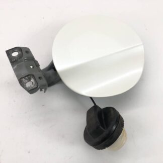 _b198118 ホンダ フィット 13G Fパッケージ GK3 給油口 キャップ 燃料 フィラー フューエルリッド ふた 蓋 カバー NH624P GK4 GK5 GK6