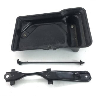 _b198521 トヨタ クレスタ 2.5エクシードG JZX100 バッテリートレー トレイ ホルダー ケース ボックス ステー 1JZ-GE JZX105 GX100 GX105