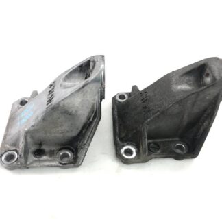 _b198521 トヨタ クレスタ 2.5エクシードG JZX100 エンジンマウントブラケット ステー 1JZ-GE JZX105 マークⅡ チェイサー