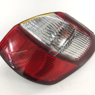 _b175227 スバル レガシィツーリングワゴン B-SPORT BH5 テールランプ ライト レンズ 右 RH 4835A