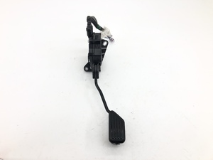 ダイハツ ムーヴコンテ X リミテッド L575S アクセルペダル 78110-B2081 198800-9000 L585S トヨタ ピクシススペース L575A L585A _b163319