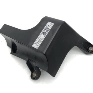_b105401 トヨタ アルテッツァジータ AS200 Zエディション GXE10W シリンダーヘッドカバー (2) 1G-FE 11203-70010 GXE15W
