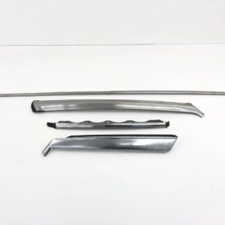 _b126946 トヨタ クレスタ スーパールーセント GX51 サイド モール 左 LH 62952-22070 MX51 GX61 MX61